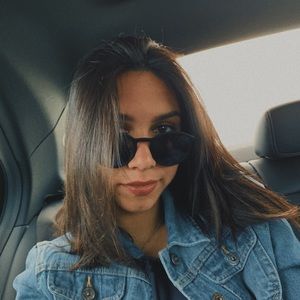 Meet your Posher, Nikki